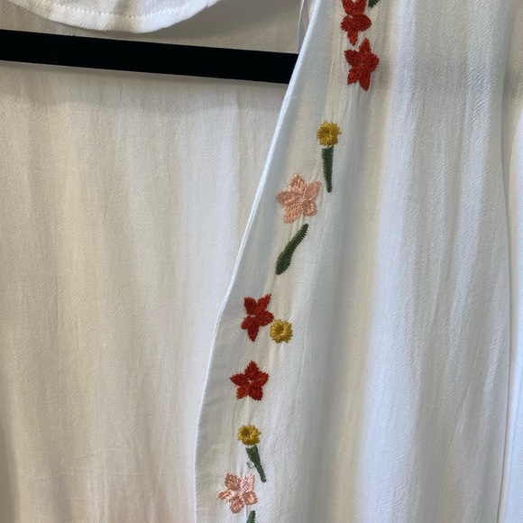 MINKPINK White Floral Cardigan - Picture 3 of 6